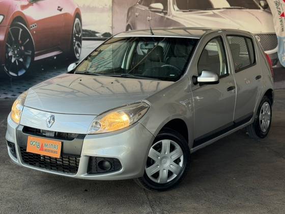 RENAULT SANDERO 1.6 EXPRESSION 8V HI-TORQUE FLEX 4P MANUAL RENAULT SANDERO 1.6 EXPRESSION 8V HI-TORQUE FLEX 4P MANUAL